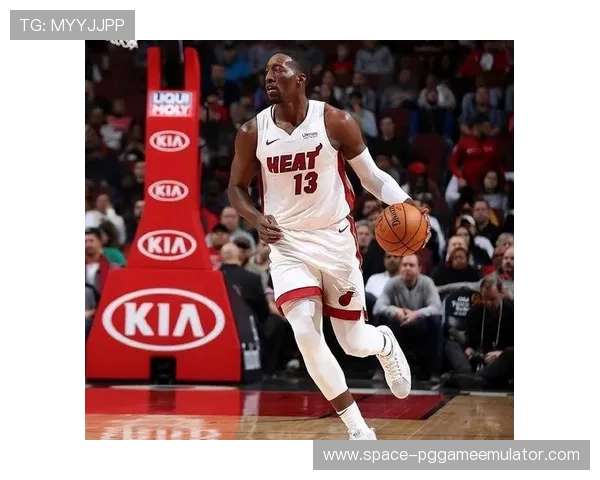 阿德巴约复出20+7，热火末节38-22击溃勇士