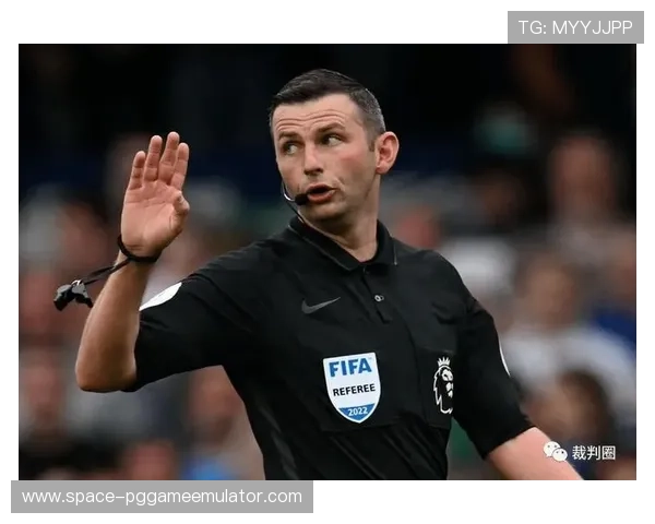 裁判奥利弗赛后承认误判，职业透明度提升